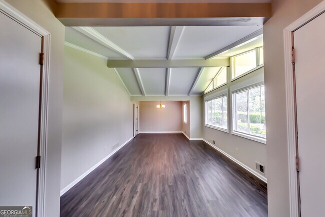 4342 Riverwood Cir in Decatur, GA - Building Photo - Building Photo