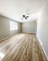 584-586 S Stuart St in Denver, CO - Building Photo