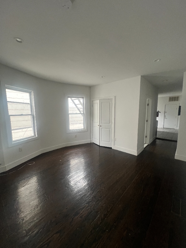 875 S 14th St in Newark, NJ - Foto de edificio - Building Photo