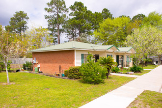 Bayview Estates in Orange Beach, AL - Foto de edificio - Building Photo