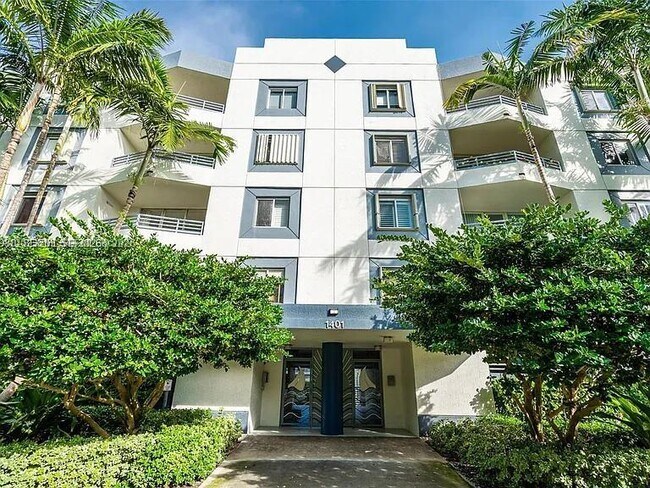 property at 1401 Bay Rd