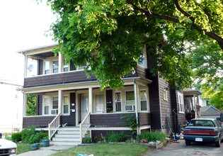 80-82 Old Colony Ave in Quincy, MA - Foto de edificio - Building Photo