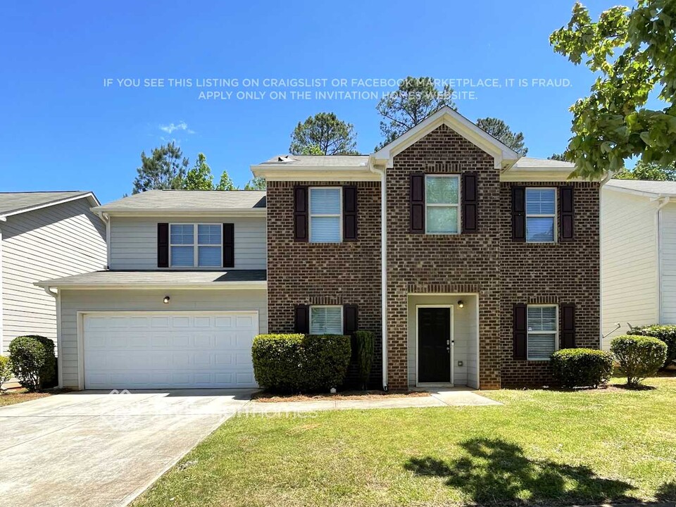 4810 Medlock Trail Ct SW in Snellville, GA - Foto de edificio