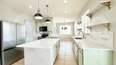 7179 S Bridal Vail Dr in Gilbert, AZ - Building Photo - Building Photo