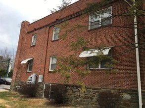 2909 Garrett Rd in Drexel Hill, PA - Building Photo - Building Photo