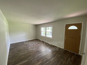 12017 N Dickinson Dr in Fredericksburg, VA - Building Photo - Building Photo