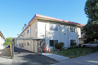 6926 Milwood Ave in Canoga Park, CA - Building Photo - Primary Photo