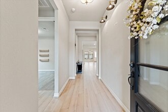 32067 August Woods Wy in Shenandoah, TX - Building Photo - Building Photo