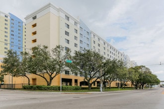 Santa Clara I in Miami, FL - Building Photo - Building Photo