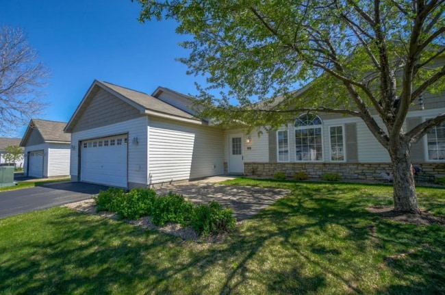 137 Bridgewater Trl in Hudson, WI - Building Photo - Building Photo