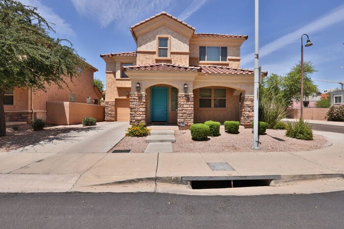 1416 S Terrace Rd in Tempe, AZ - Building Photo