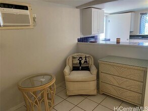 120 Mookua St in Kailua, HI - Building Photo - Building Photo
