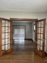 1009 W Hillcrest Ave in Dayton, OH - Building Photo - Building Photo