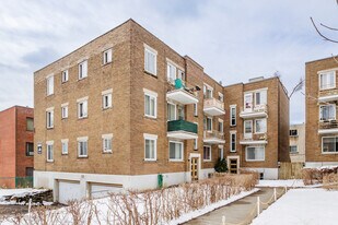 4729 Fulton St in Montréal, QC - Building Photo