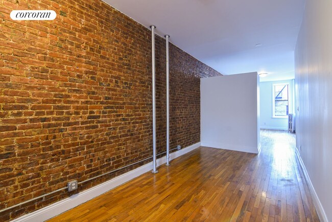 134 Dikeman St in Brooklyn, NY - Building Photo - Building Photo