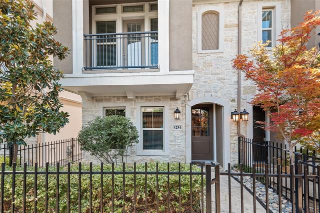 4254 Boyer Pl in Dallas, TX - Building Photo