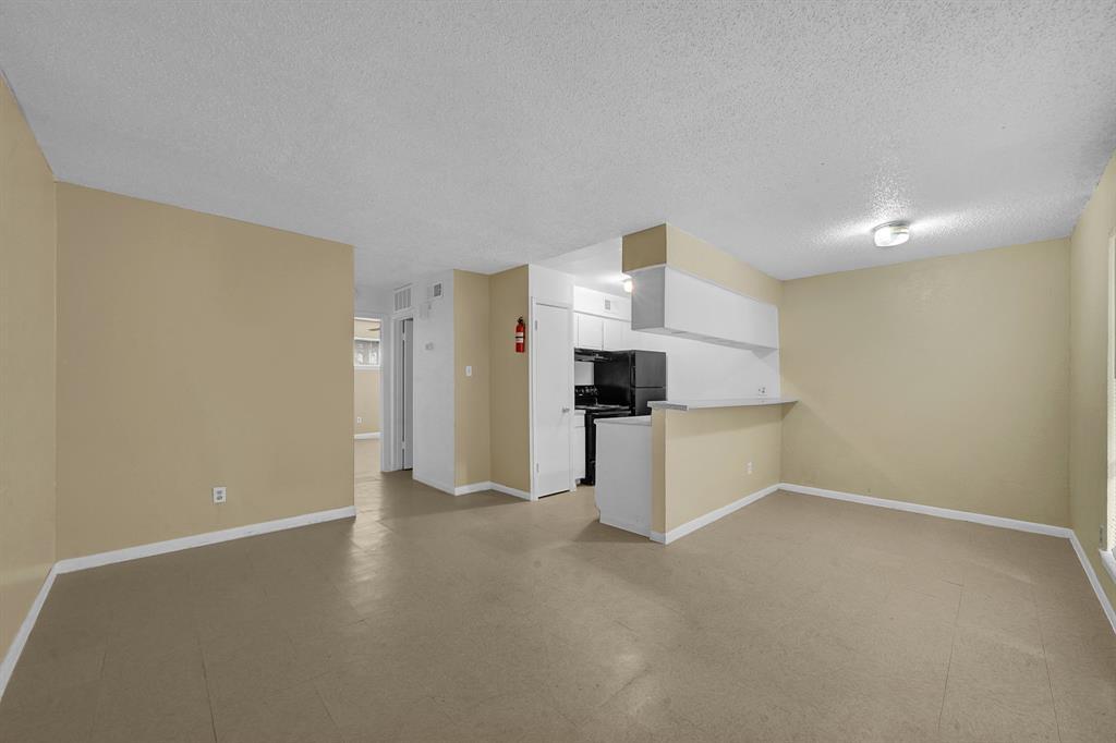 7211 Atwell Dr in Houston, TX - Building Photo