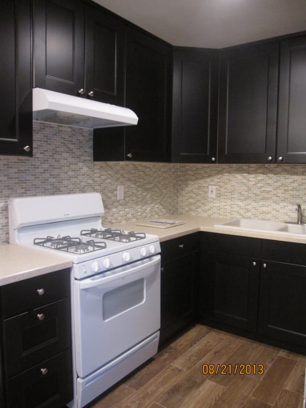 211 Seal Beach Blvd, Unit 3 in Seal Beach, CA - Foto de edificio - Building Photo