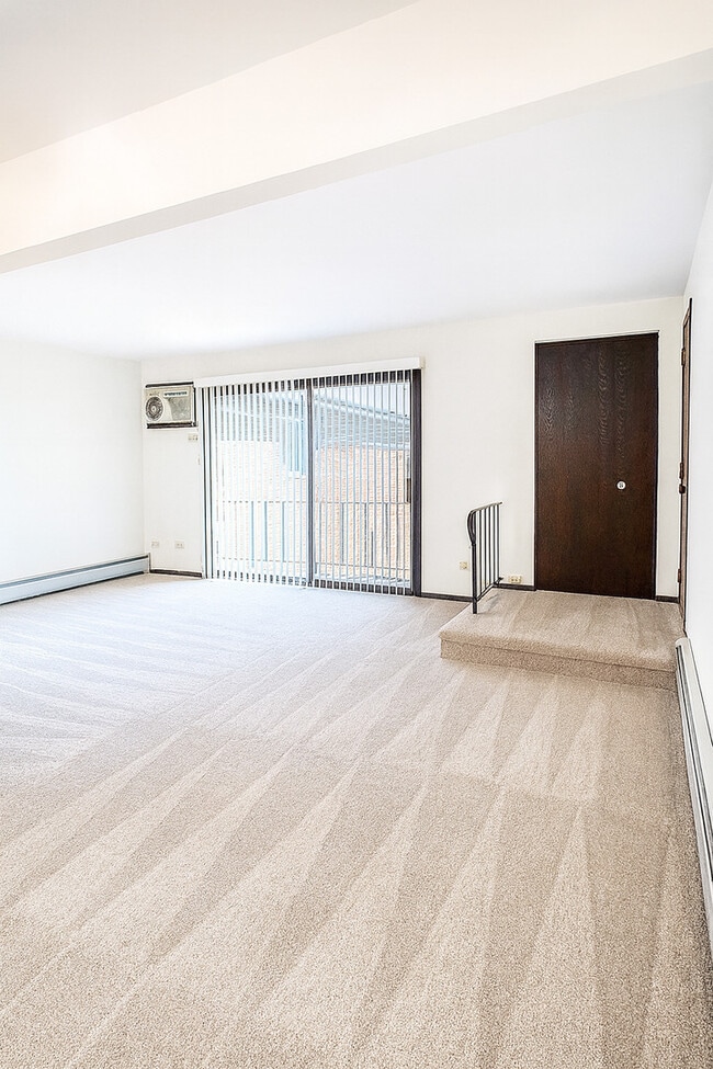 15741 Thomas Ln in Oak Forest, IL - Building Photo - Building Photo