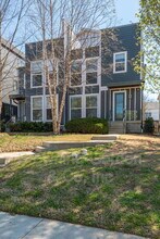 1426 15th Ave S in Nashville, TN - Building Photo - Building Photo