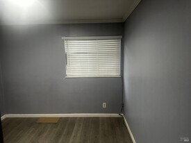 117 Springs Rd in Vallejo, CA - Building Photo