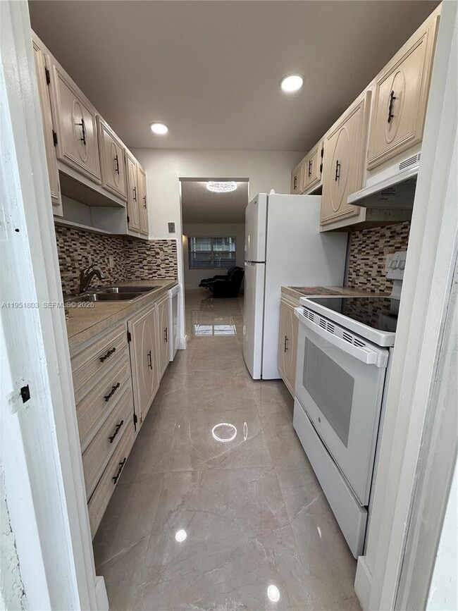 property at 6650 Royal Palm Blvd