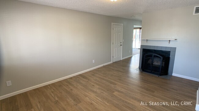 966 Candlestar Loop S in Fountain, CO - Building Photo - Building Photo