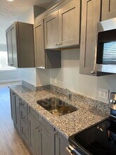6367 Gateway Ave in Sarasota, FL - Building Photo - Building Photo