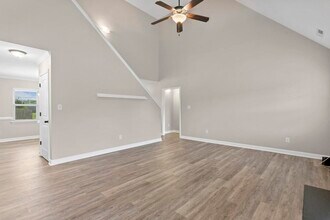 202 Breakwater Dr in Sneads Ferry, NC - Building Photo - Building Photo