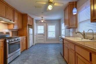 932 W Temple St in Houston, TX - Building Photo - Building Photo
