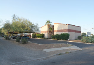 Sunblossom Apartments in Tucson, AZ - Building Photo - Building Photo