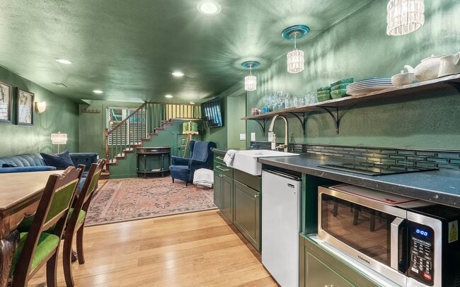 property at 4427 SE Ramona St