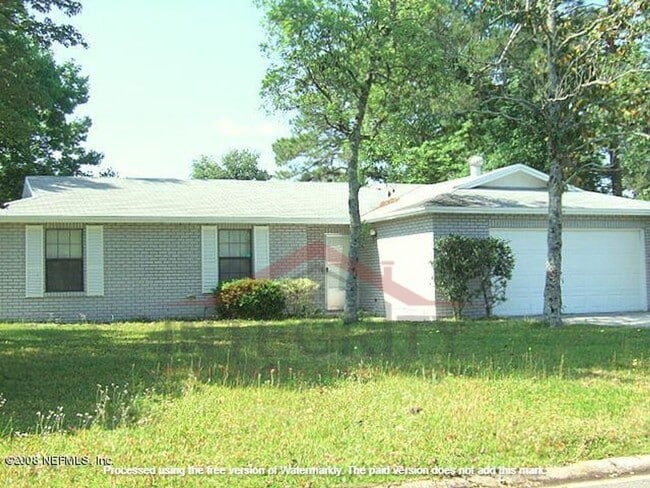 property at 1262 Chickasaw Ct