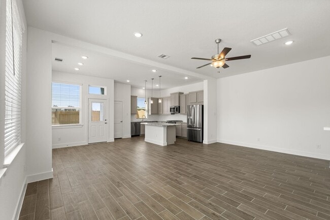 414 Pk Hl Ct in Stafford, TX - Building Photo - Building Photo