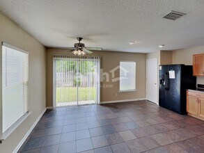 76191 Long Pond Loop in Yulee, FL - Building Photo - Building Photo