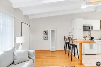 313 Mildred Ave in Los Angeles, CA - Building Photo - Building Photo