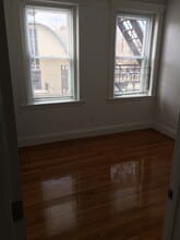 51 Park Dr, Unit 41 in Boston, MA - Building Photo - Building Photo