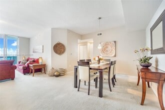 7910 Harbor Island Dr, Unit 801 in Miami Beach, FL - Building Photo - Building Photo
