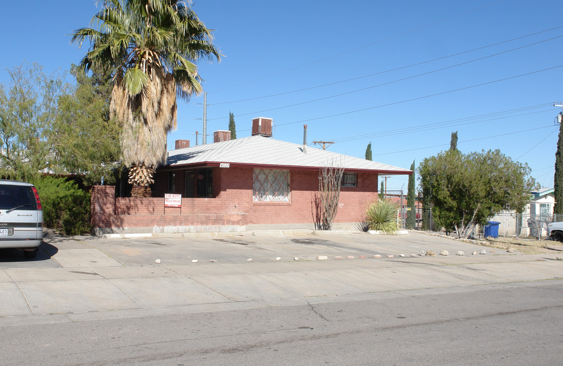 4027 Johnson Ave in El Paso, TX - Building Photo