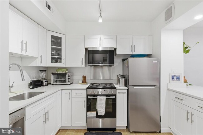 property at 2141 Wisconsin Ave NW