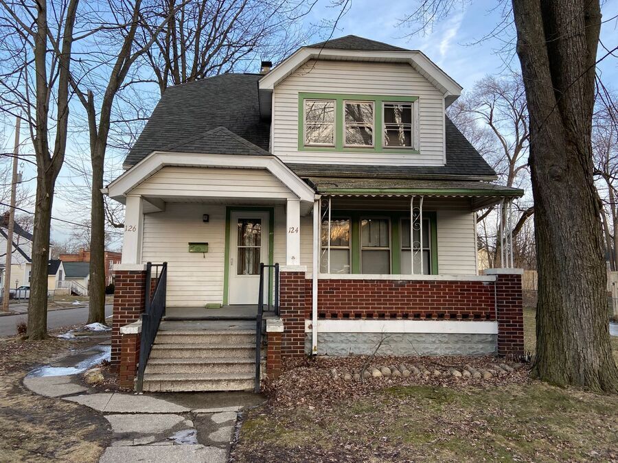124 Cadillac St in Pontiac, MI - Building Photo