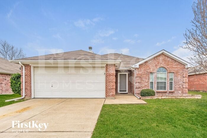 207 Amherst Dr in Forney, TX - Building Photo
