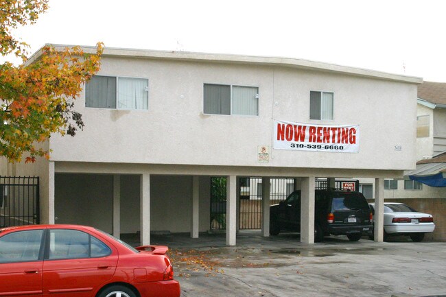 3450 E Wilton St in Long Beach, CA - Foto de edificio - Building Photo