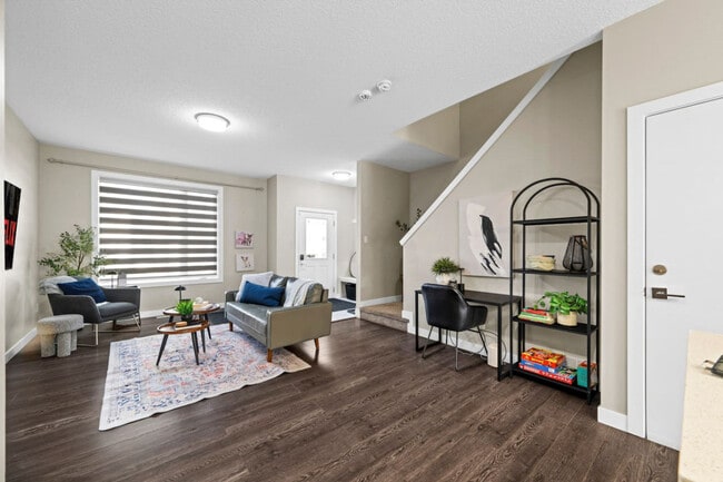 10755-10792 92 St NW