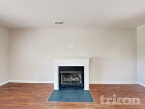 5745 Henderson Oaks Dr in Charlotte, NC - Building Photo - Building Photo