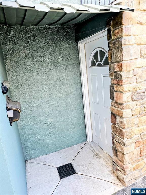 251 Copeland Ave in Lyndhurst, NJ - Building Photo - Building Photo