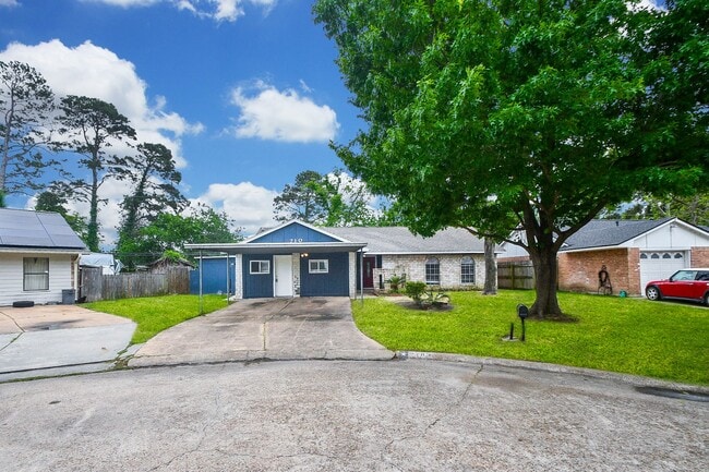 710 Barnesville St in Channelview, TX - Building Photo - Building Photo