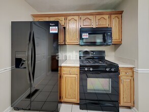 502 Hunters Way in Lexington, NC - Foto de edificio - Building Photo