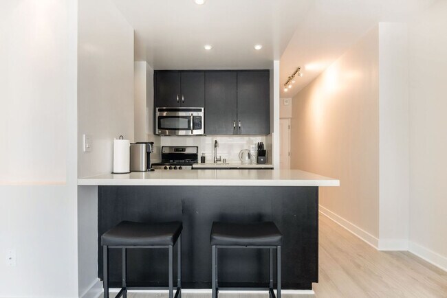 899 Pine St, Unit SI FL10-ID1336274P in San Francisco, CA - Building Photo - Building Photo