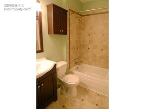 100 Beacon Hill Dr in Lafayette, CO - Building Photo - Building Photo